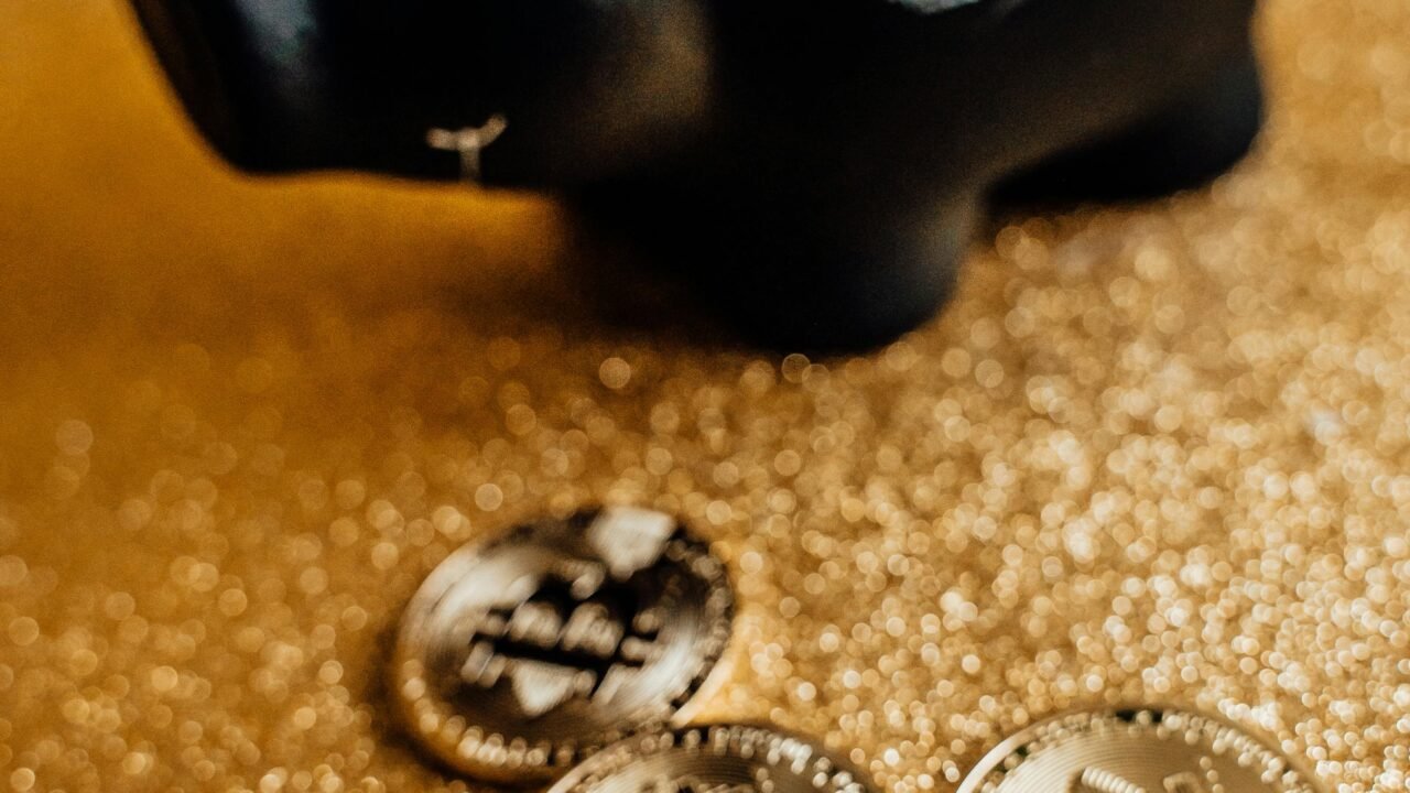 U.S. Spot Bitcoin ETFs Maintain $53 Billion Net Inflows Despite Recent Outflows, Data Shows